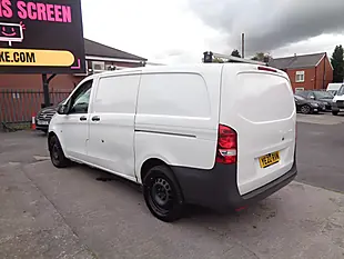 Used 2022 Mercedes-Benz Vito Progressive White - Interior and Exterior details 7