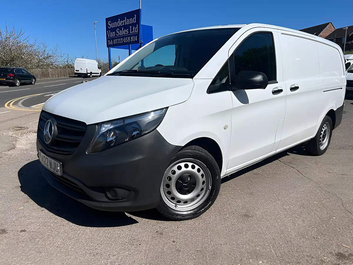 Used 2022 Mercedes-Benz Vito Progressive White - Front View