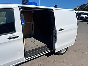 Used 2022 Mercedes-Benz Vito Progressive White - Interior and Exterior details 16