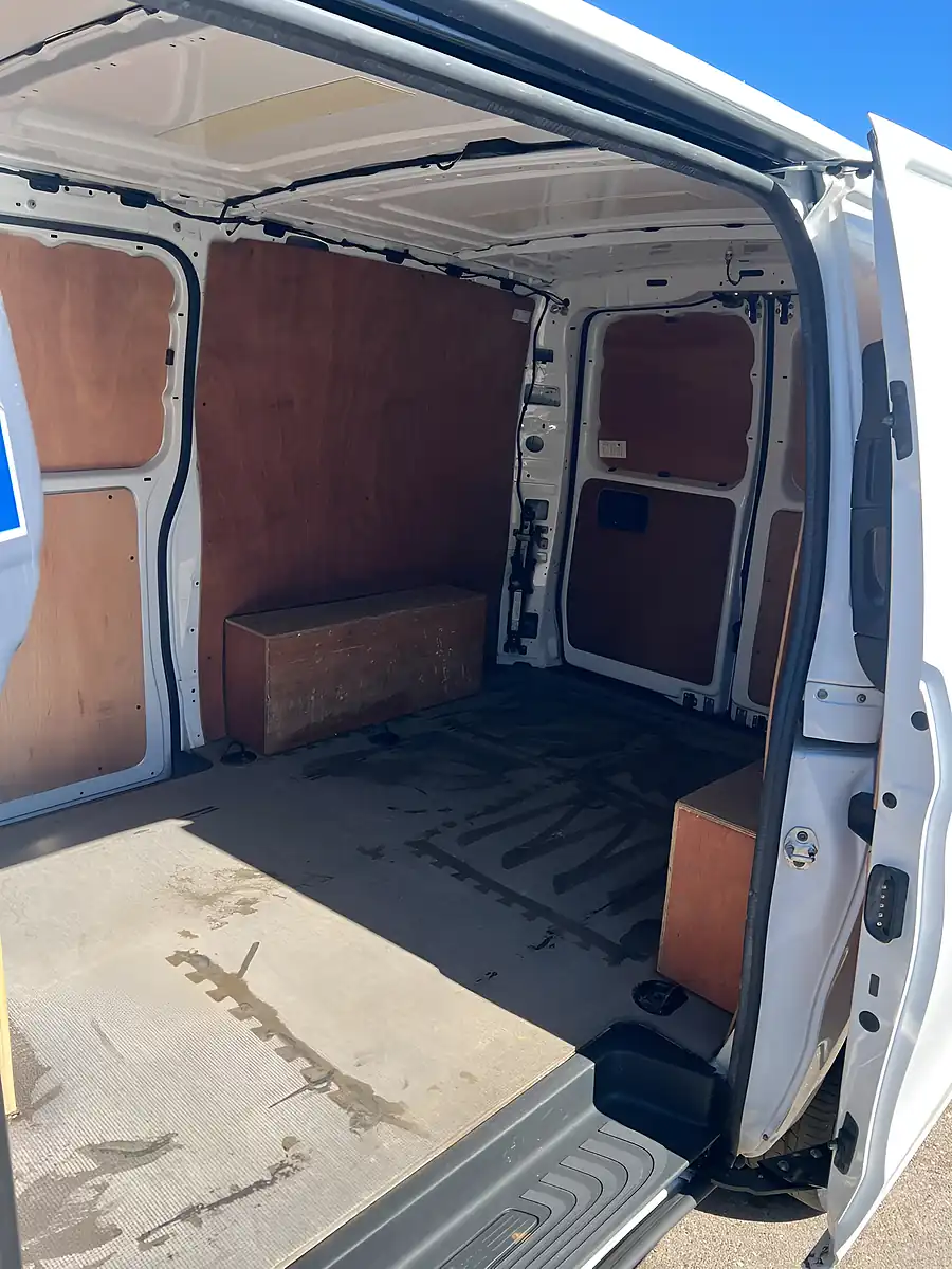 Used 2022 Mercedes-Benz Vito Progressive White - Interior and Exterior details 17