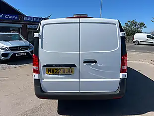 Used 2022 Mercedes-Benz Vito Progressive White - Interior and Exterior details 6