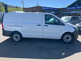Used 2022 Mercedes-Benz Vito Progressive White - Interior and Exterior details 8