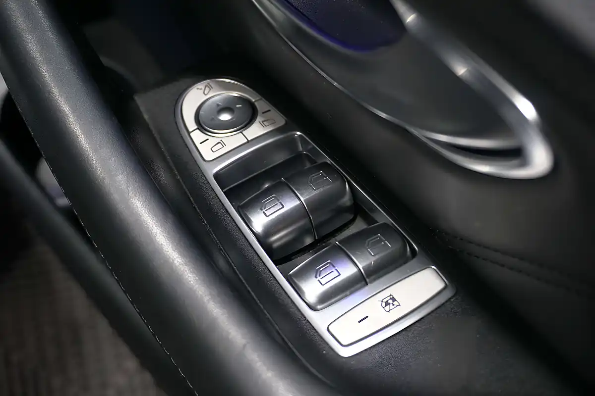 Used 2022 Mercedes E53h AMG Night Edition (premium Plus) Obsidian Black - Interior and Exterior details 19
