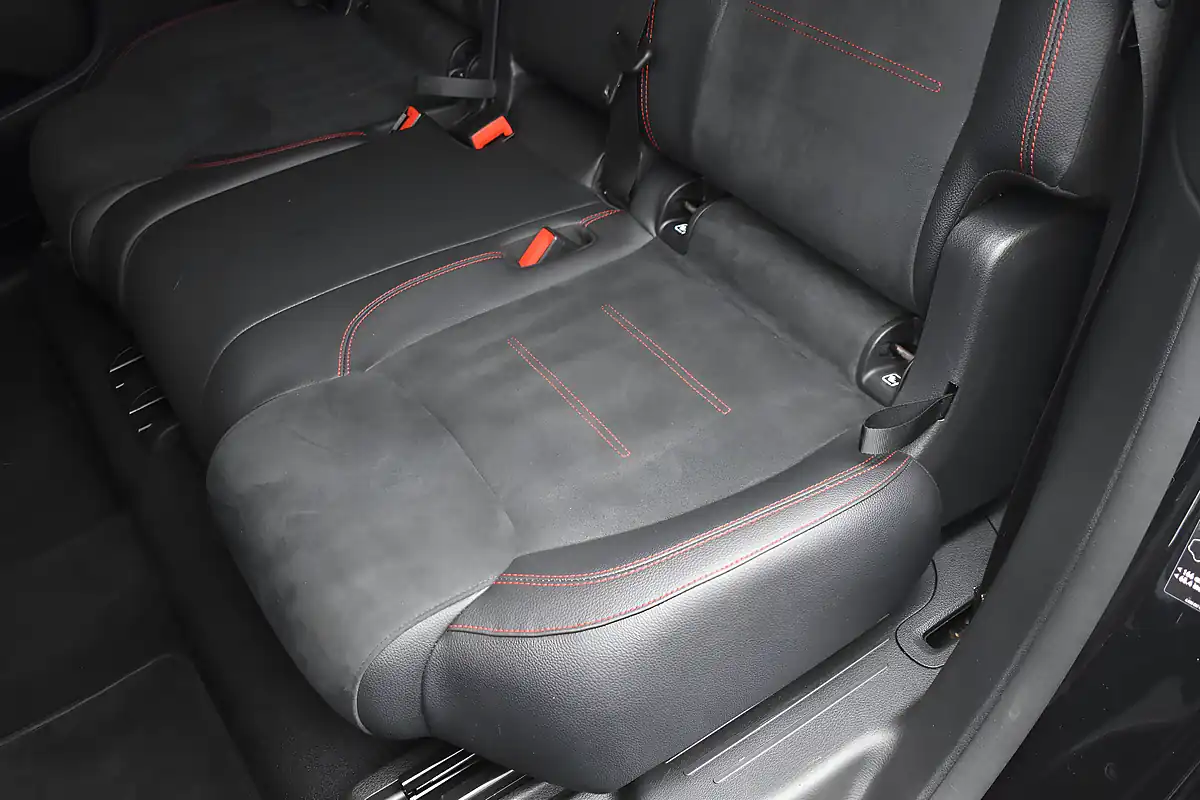 Used 2022 Mercedes Eqb AMG Line Cosmos Black - Interior and Exterior details 14