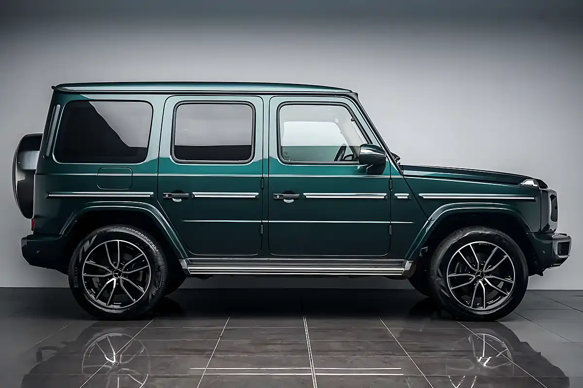Used 2022 Mercedes G Class AMG Line (premium Plus) Periclase Green - Interior and Exterior details 11