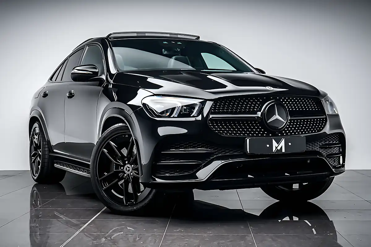Used 2022 Mercedes Gle AMG Line (premium Plus) Coupe Obsidian Black - Front View