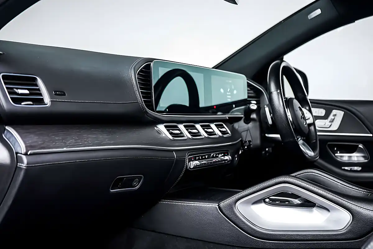 Used 2022 Mercedes Gle AMG Line (premium Plus) Coupe Obsidian Black - Interior and Exterior details 16