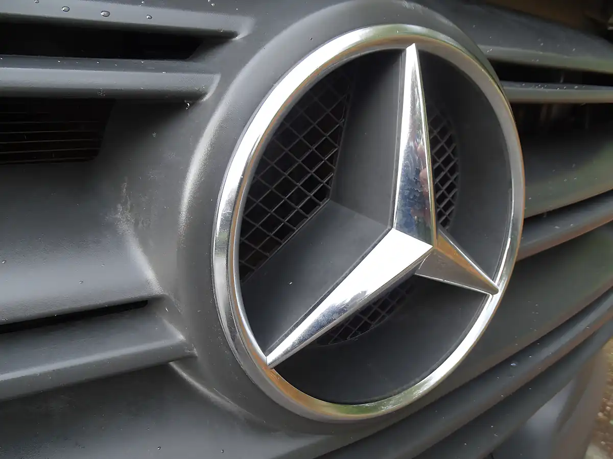Used 2022 Mercedes Sprinter Progressive White - Interior and Exterior details 19