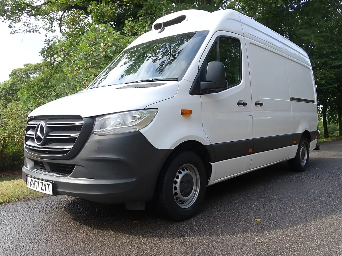 Used 2022 Mercedes Sprinter Progressive White - Interior and Exterior details 2