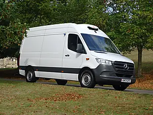 Used 2022 Mercedes Sprinter Progressive White - Interior and Exterior details 20