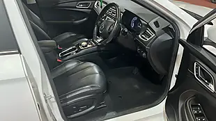 Used 2022 MG 1100 Exclusive Long Range White - Interior and Exterior details 13