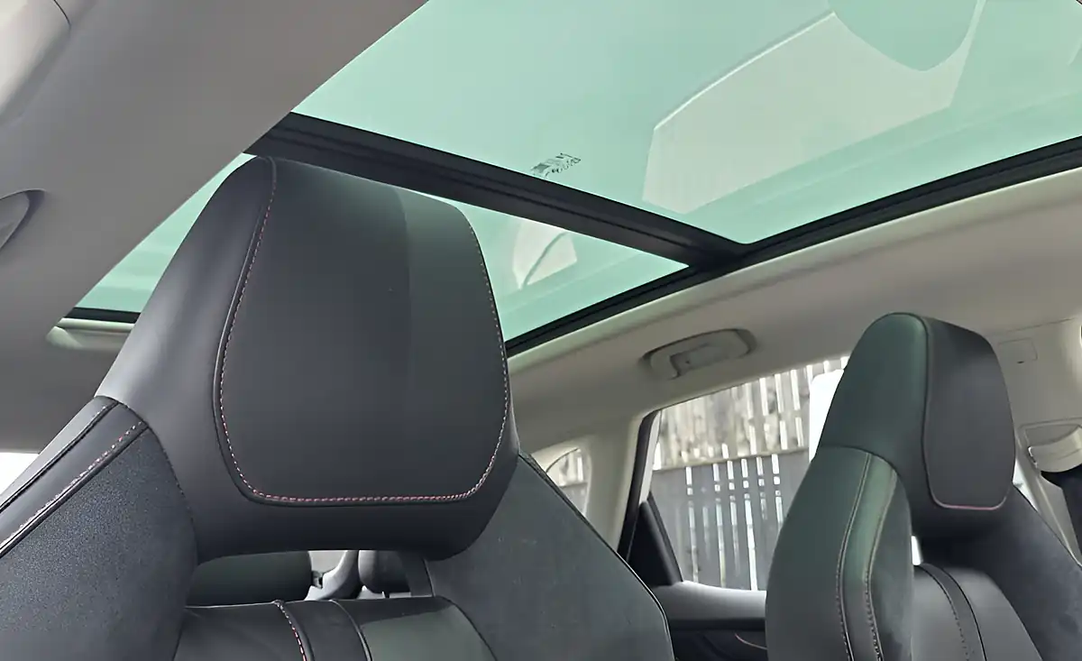 Used 2022 MG Hs Exclusive Arctic White - Interior and Exterior details 16