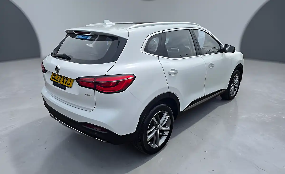 Used 2022 MG Hs Exclusive Arctic White - Interior and Exterior details 2