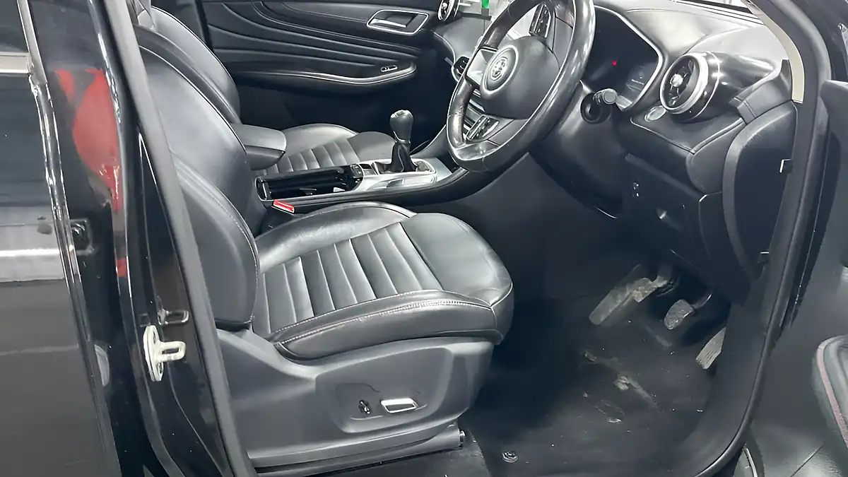 Used 2022 MG HS Exclusive Black - Interior and Exterior details 15