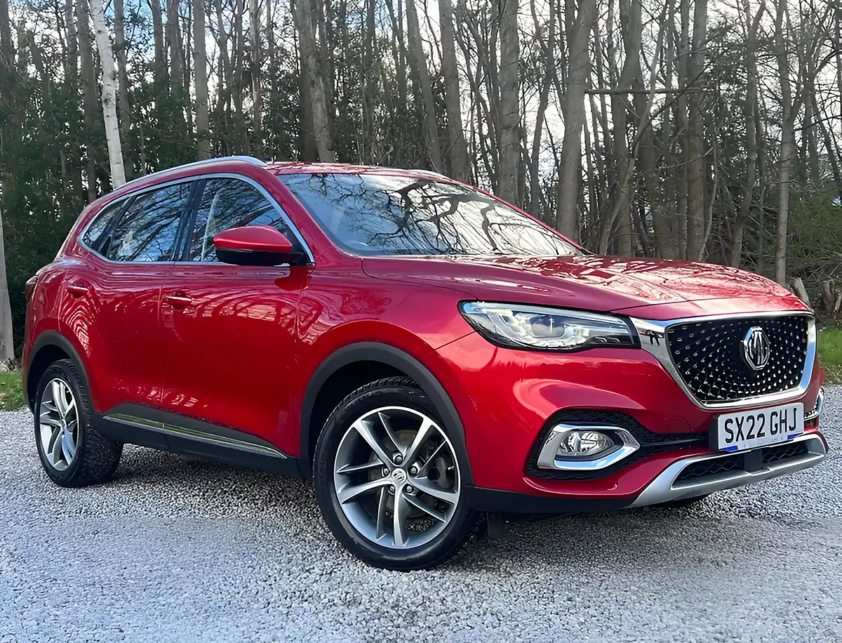 Used 2022 MG Hs Exclusive Red - Front View