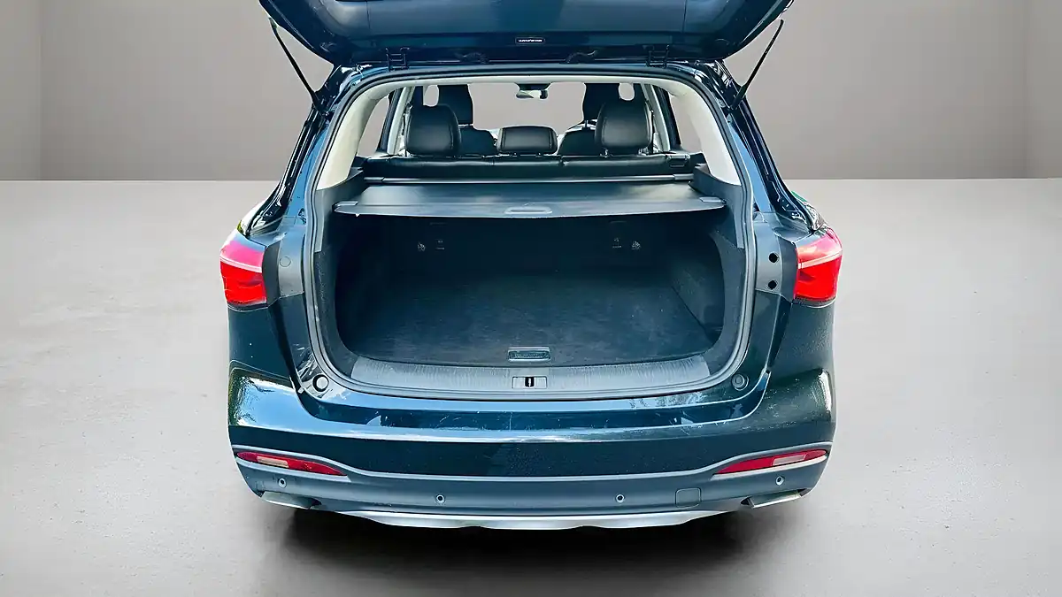 Used 2022 MG MG Hs Excite Black - Interior and Exterior details 16