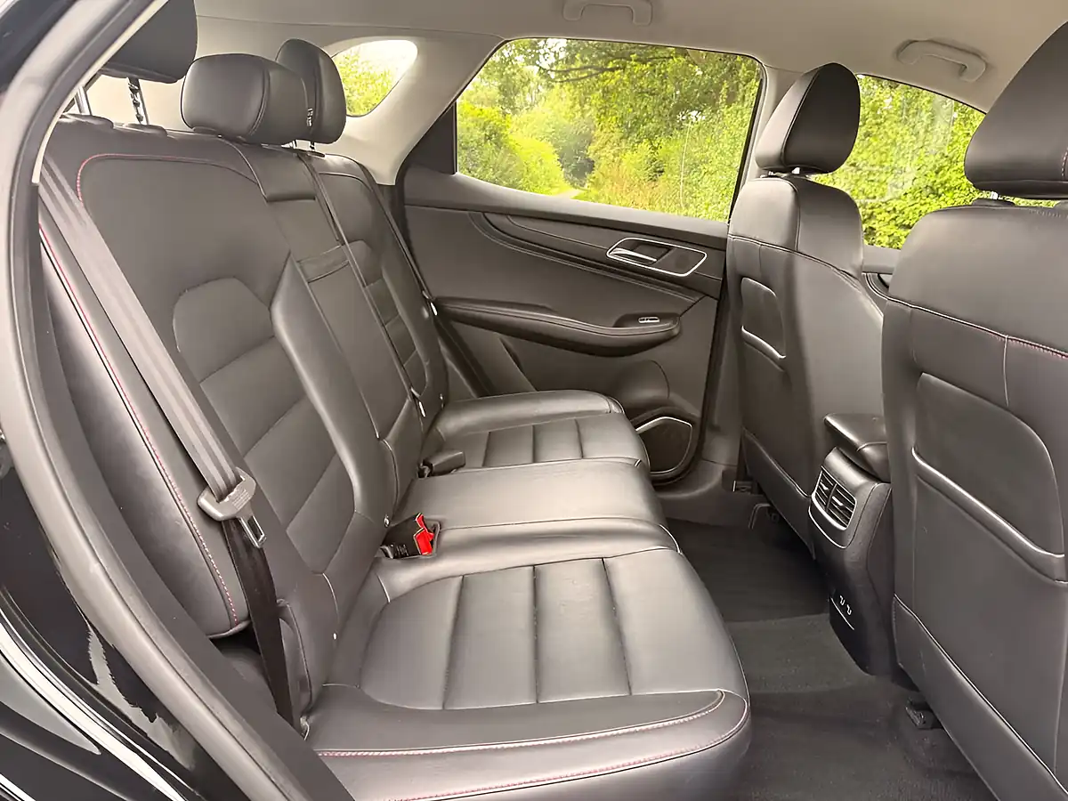 Used 2022 MG MG Hs Excite Black - Interior and Exterior details 15