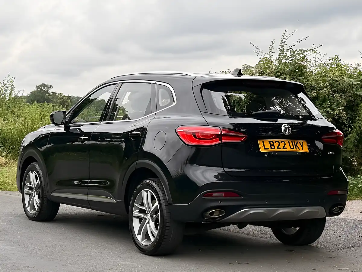 Used 2022 MG MG Hs Excite Black - Interior and Exterior details 6