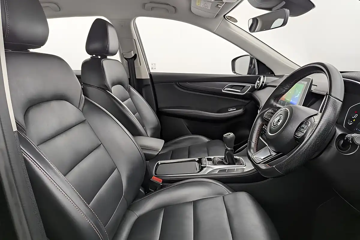 Used 2022 MG MG Hs Excite Black - Interior and Exterior details 2
