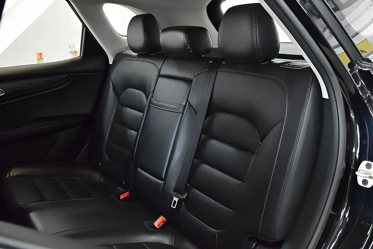 Used 2022 MG MG Hs Excite Black - Interior and Exterior details 18