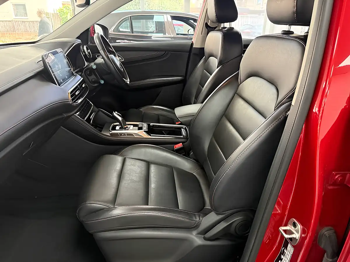 Used 2022 MG MG Hs Excite Red - Interior and Exterior details 16