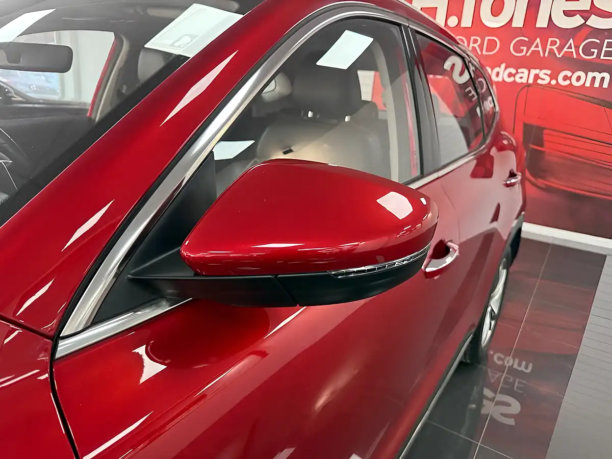 Used 2022 MG MG Hs Excite Red - Interior and Exterior details 18