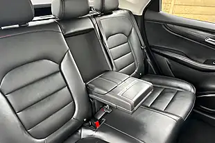 Used 2022 MG MG Hs Excite White - Interior and Exterior details 17