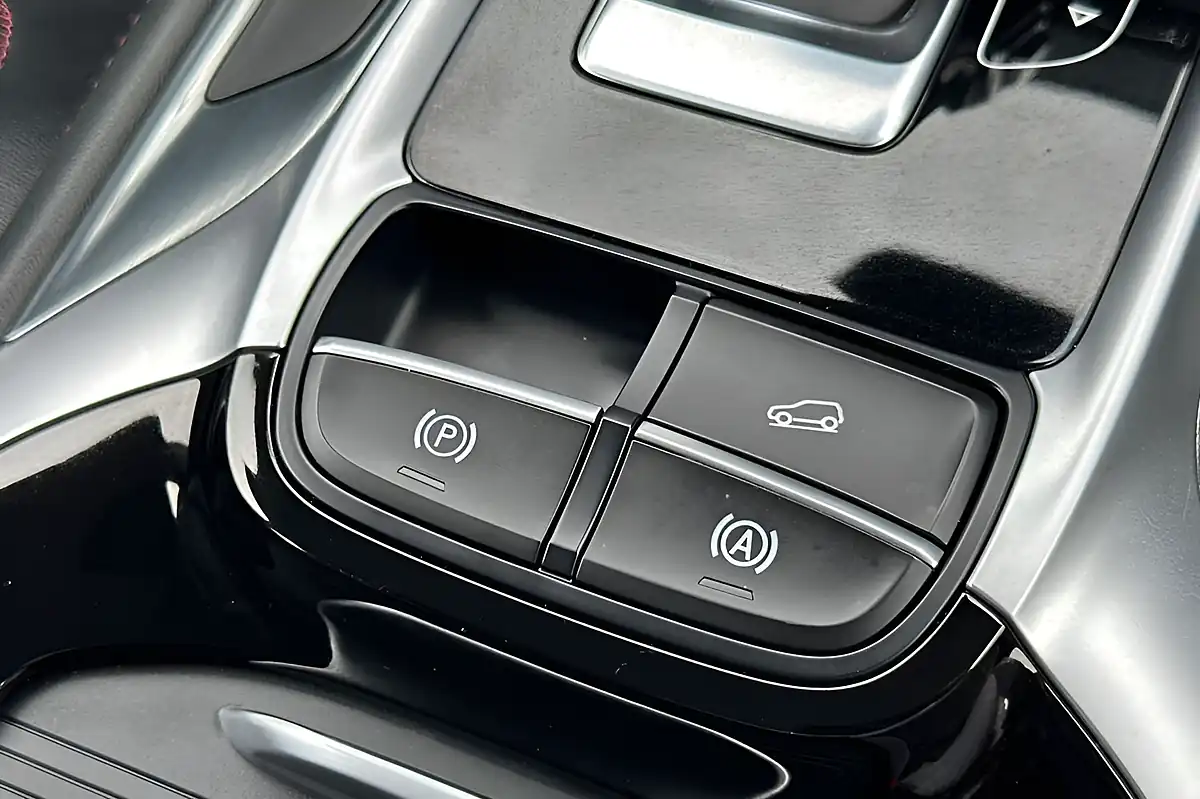 Used 2022 MG MG Hs Excite White - Interior and Exterior details 20