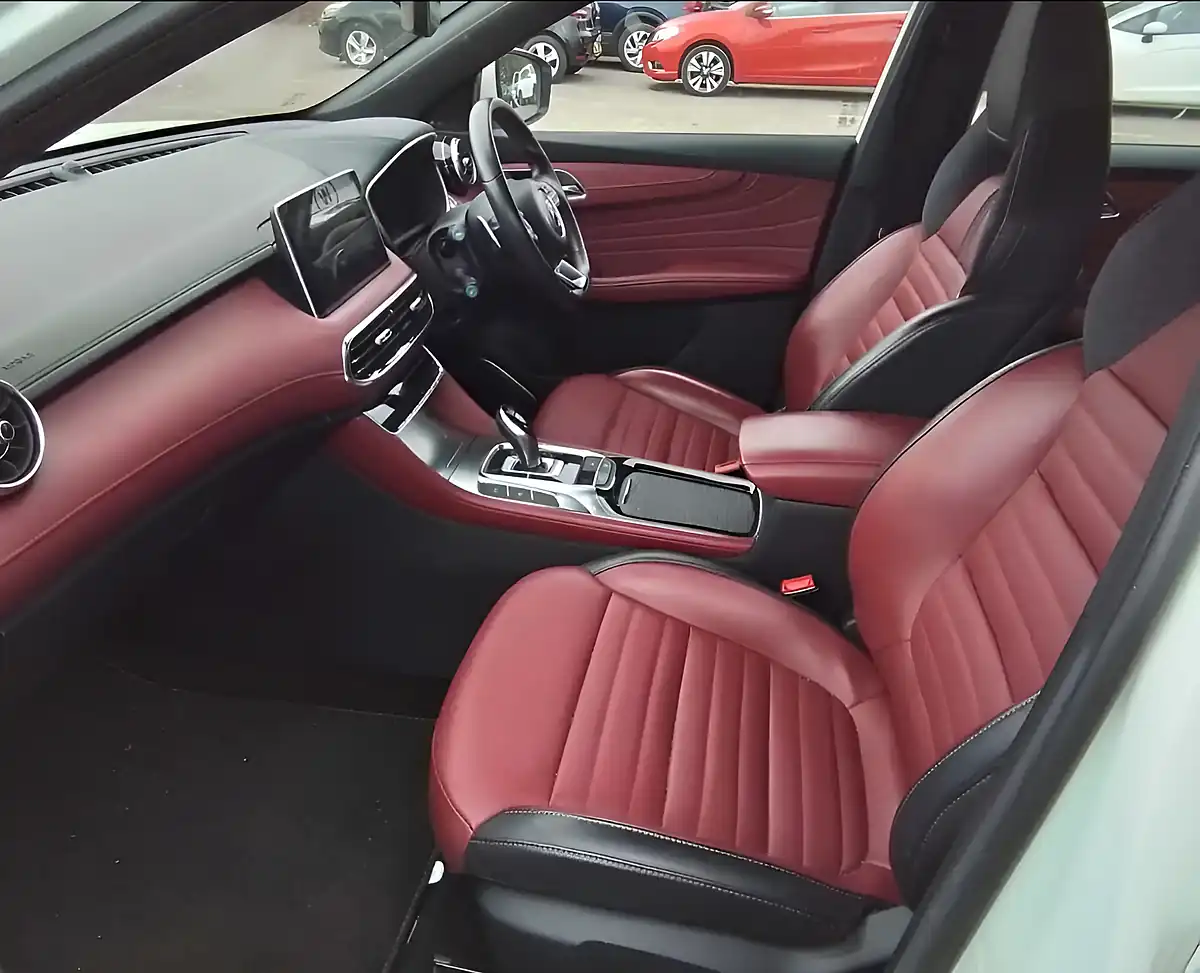 Used 2022 MG MG Hs Exclusive Arctic White - Interior and Exterior details 8
