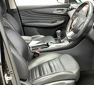 Used 2022 MG MG Hs Exclusive Black - Interior and Exterior details 10