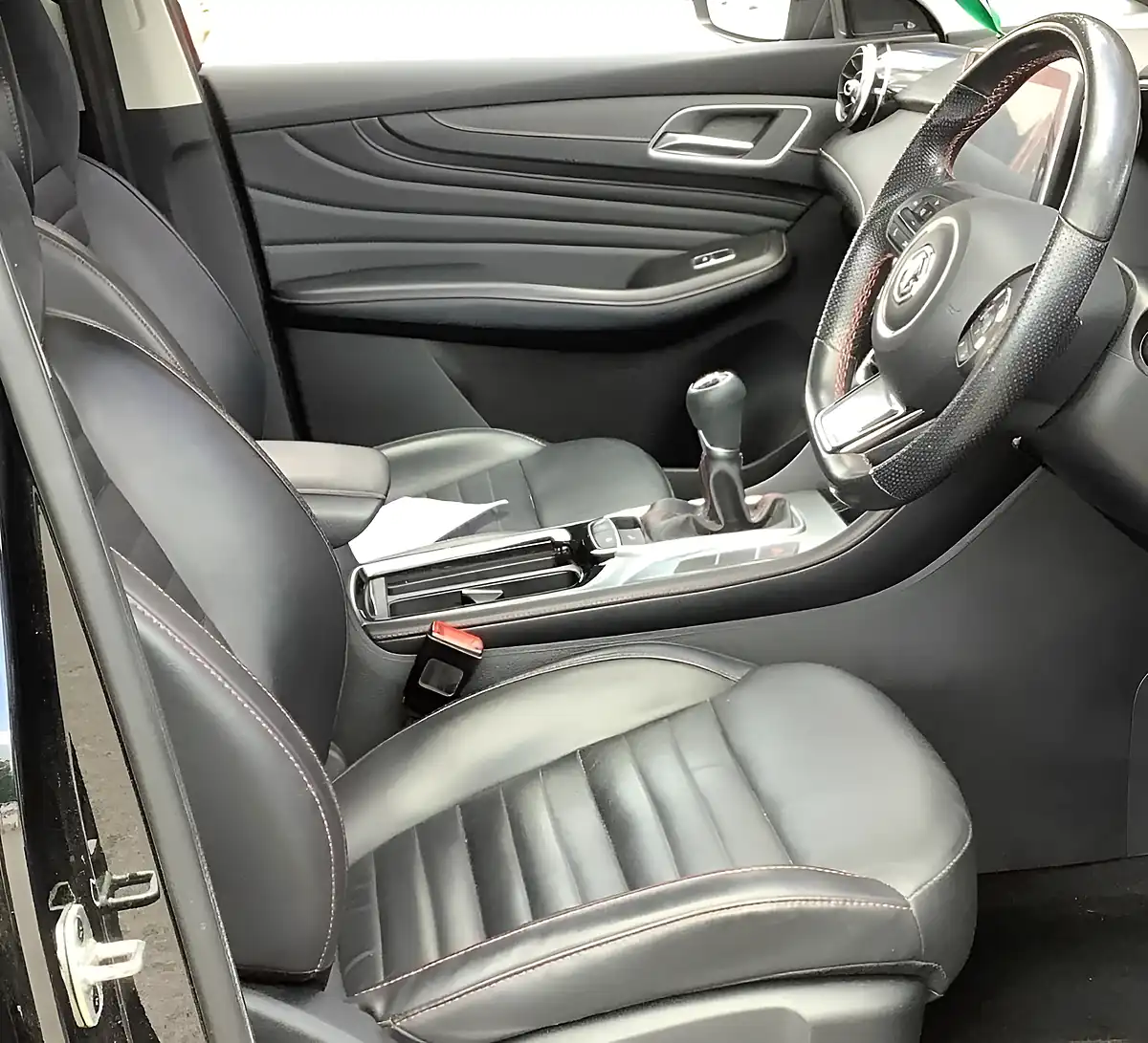 Used 2022 MG MG Hs Exclusive Black - Interior and Exterior details 10