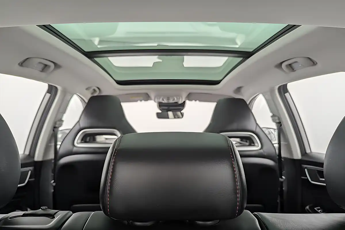 Used 2022 MG MG Hs Exclusive White - Interior and Exterior details 10