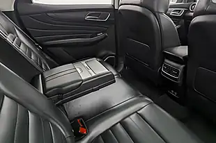 Used 2022 MG MG Hs Exclusive White - Interior and Exterior details 16