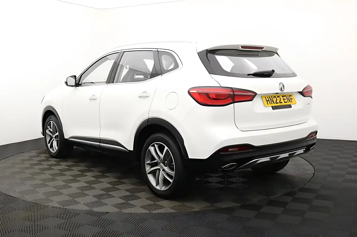 Used 2022 MG MG Hs Exclusive White - Interior and Exterior details 5