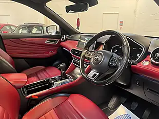 Used 2022 MG MG Hs Exclusive White - Interior and Exterior details 14