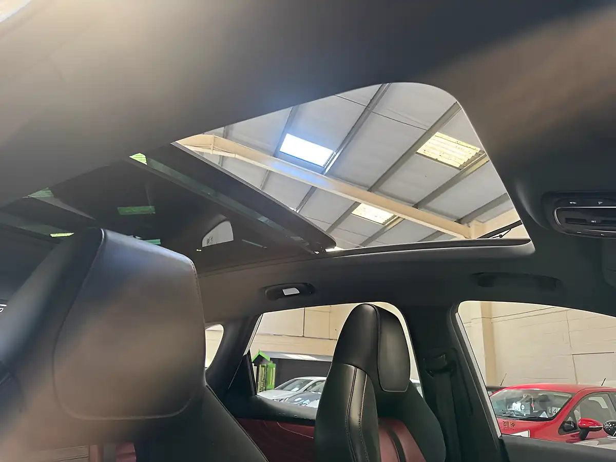 Used 2022 MG MG Hs Exclusive White - Interior and Exterior details 15