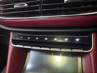 Used 2022 MG MG Hs Exclusive White - Interior and Exterior details 18