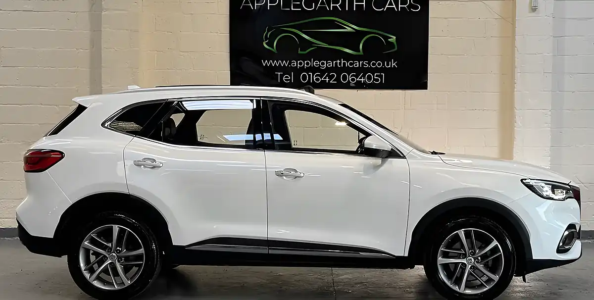 Used 2022 MG MG Hs Exclusive White - Interior and Exterior details 2
