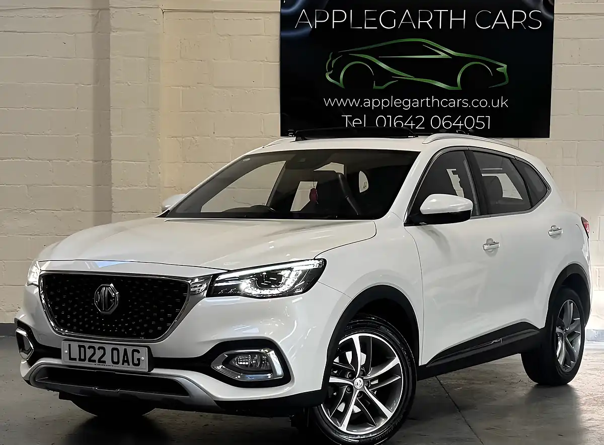 Used 2022 MG MG Hs Exclusive White - Interior and Exterior details 5