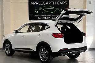 Used 2022 MG MG Hs Exclusive White - Interior and Exterior details 7
