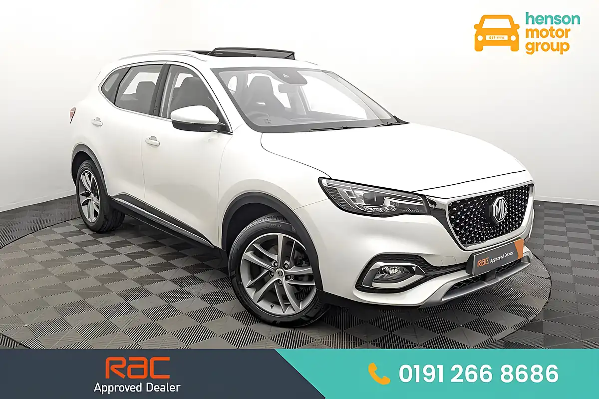 Used 2022 MG MG Hs Exclusive White - Front View