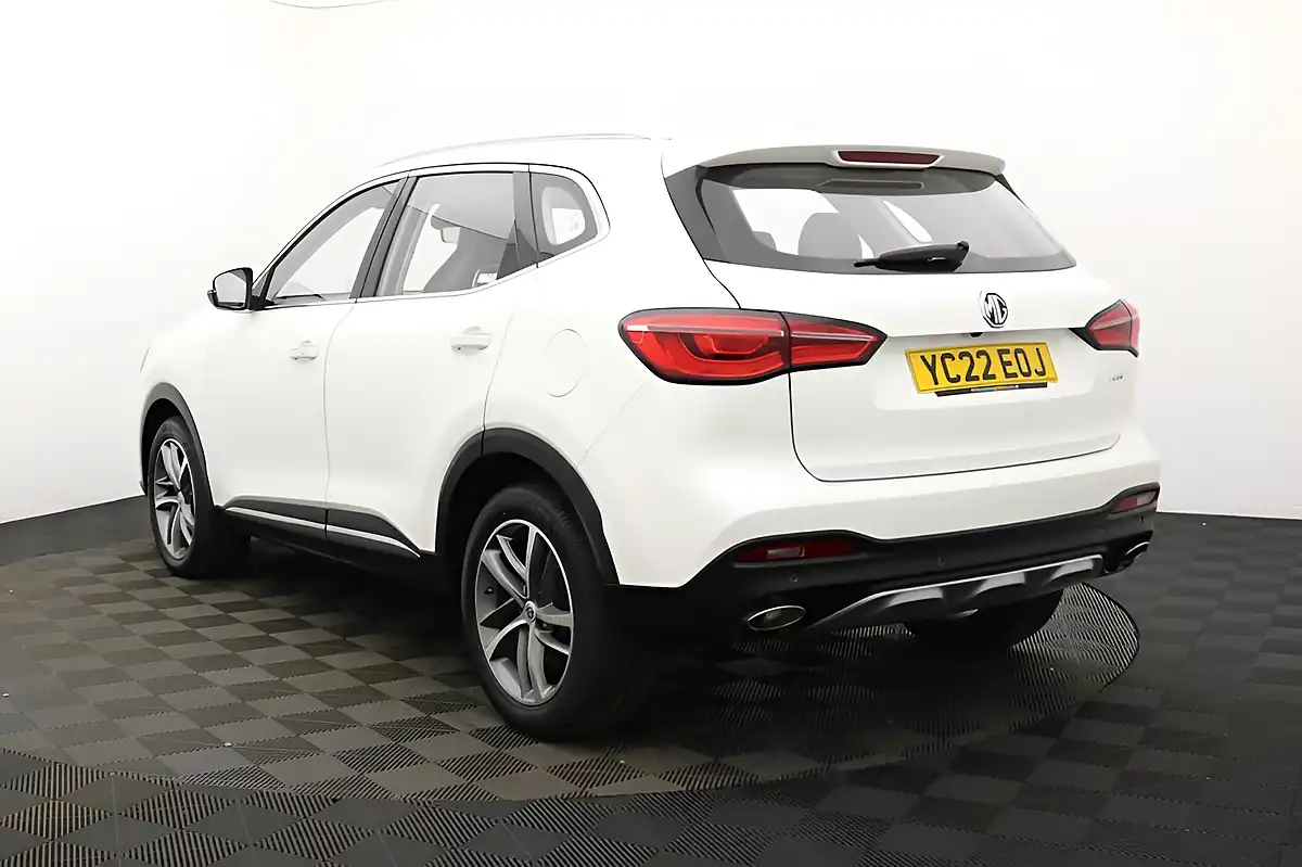Used 2022 MG MG Hs Exclusive White - Interior and Exterior details 5