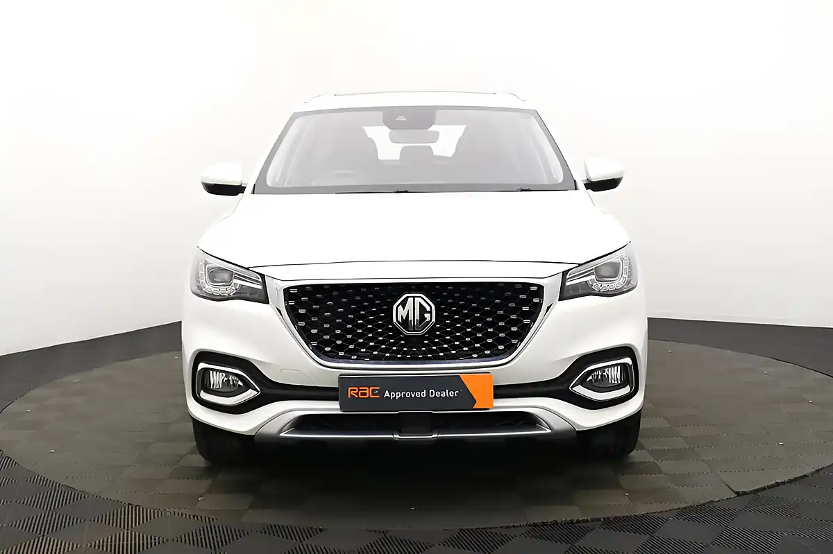 Used 2022 MG MG Hs Exclusive White - Interior and Exterior details 7
