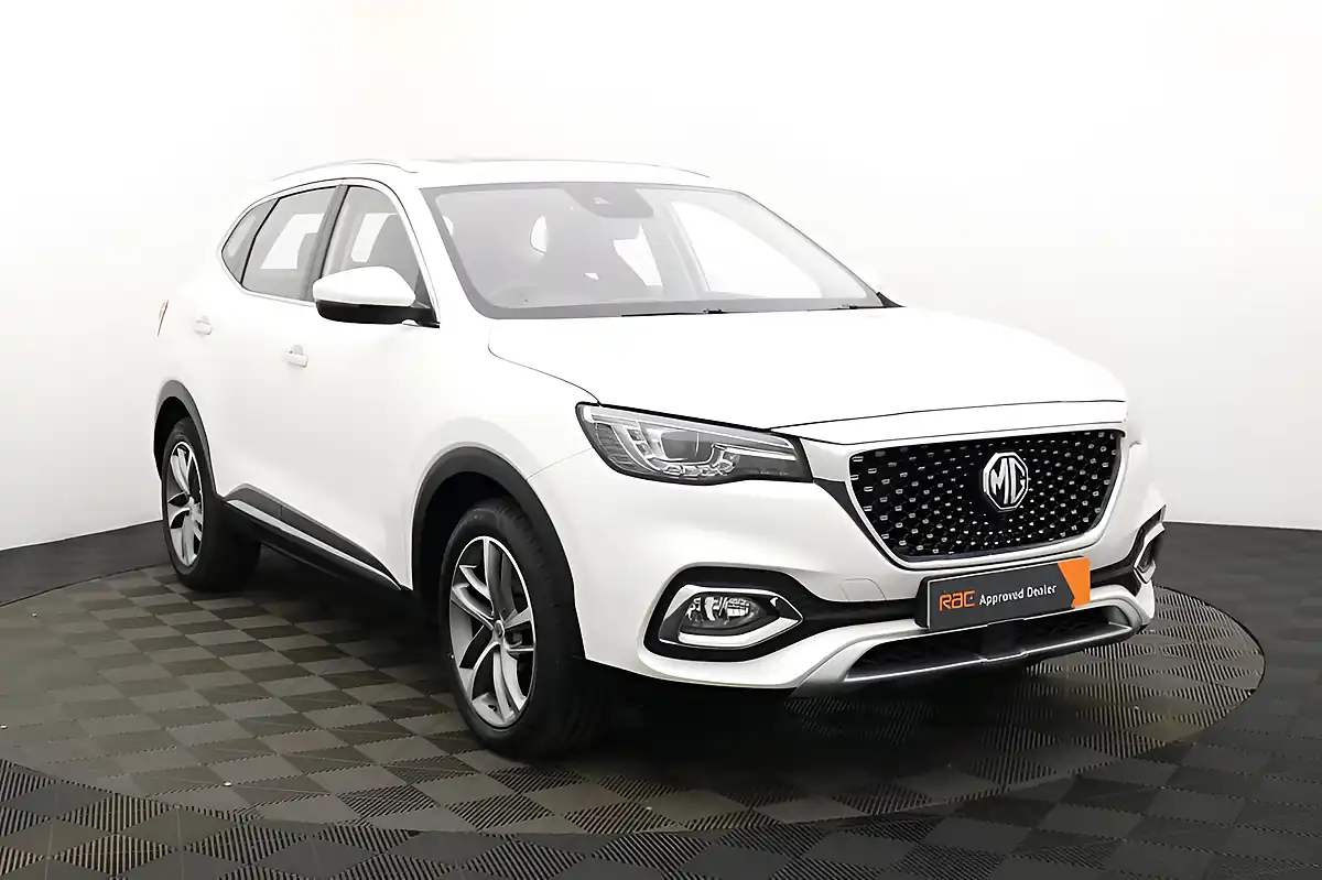 Used 2022 MG MG Hs Exclusive White - Interior and Exterior details 8