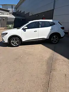 Used 2022 MG MG Hs Exclusive White - Interior and Exterior details 2