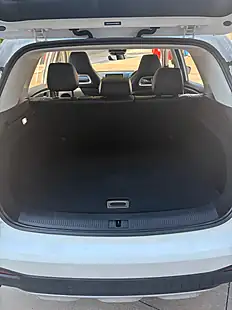 Used 2022 MG MG Hs Exclusive White - Interior and Exterior details 8