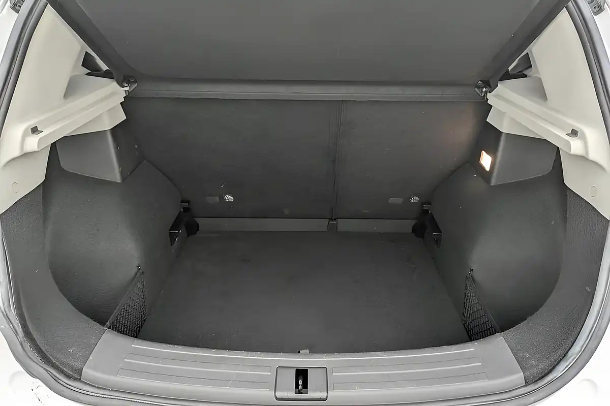 Used 2022 MG MG Zs Excite White - Interior and Exterior details 15