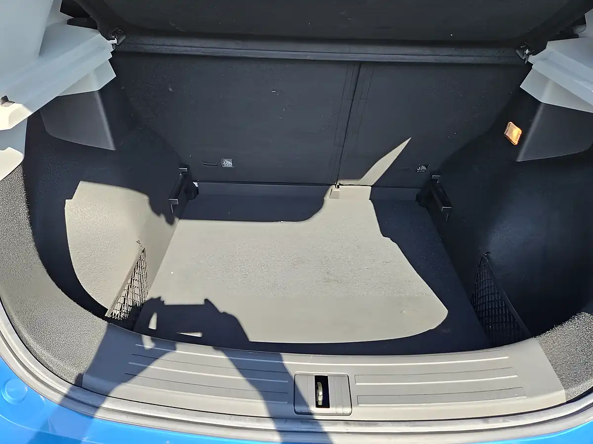 Used 2022 MG MG Zs Exclusive Blue - Interior and Exterior details 8