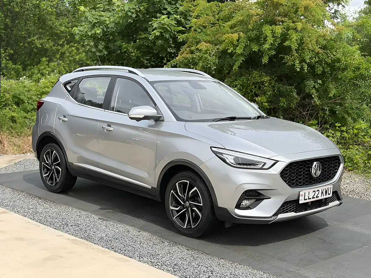 Used 2022 MG MG Zs Exclusive Silver - Interior and Exterior details 10