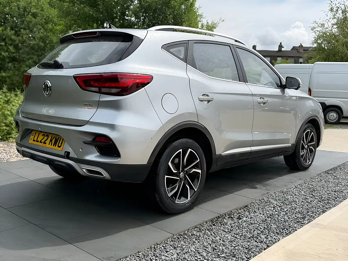 Used 2022 MG MG Zs Exclusive Silver - Interior and Exterior details 3